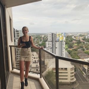 Meet your Posher, Emma